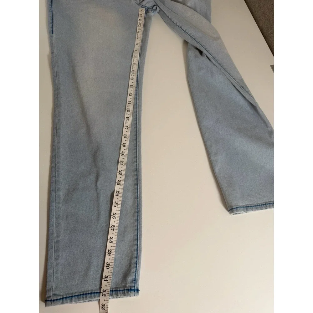 True Religion Geno Big T Flap Jeans 34x32 Light Wash Blue Tonal Stitch New